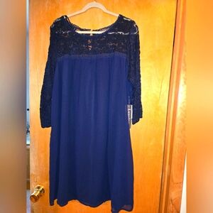 Lace Detail Navy Dress